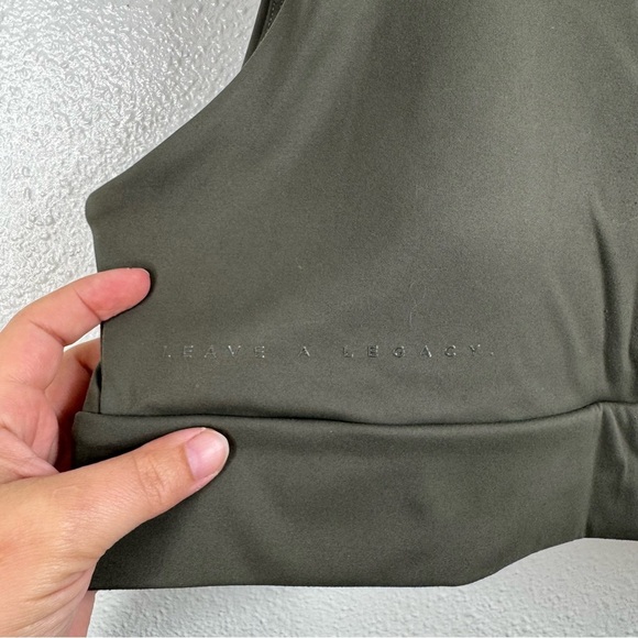 UNRL Performa Longline Bra in Grove Size Medium - Picture 7 of 7